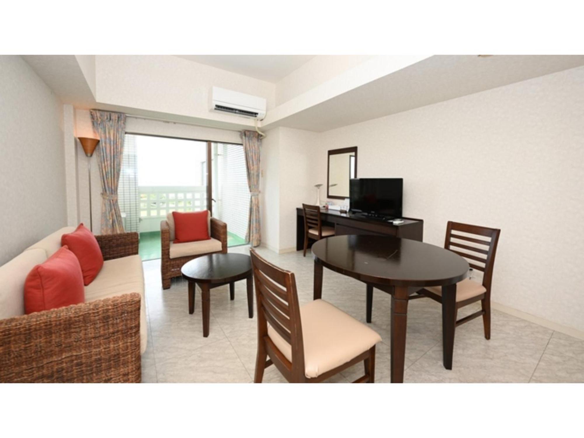 Hotel Royal Marine Palace Ishigakijima - Vacation Stay 44506V Ishigaki  Exterior photo